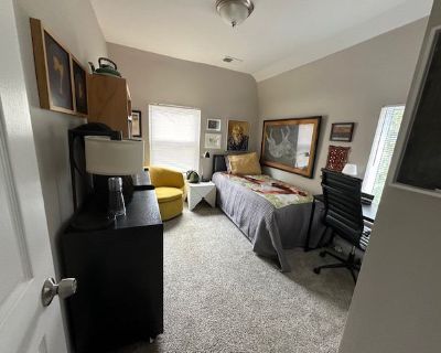 Furnished Room for Rent - Beautiful Bedroom