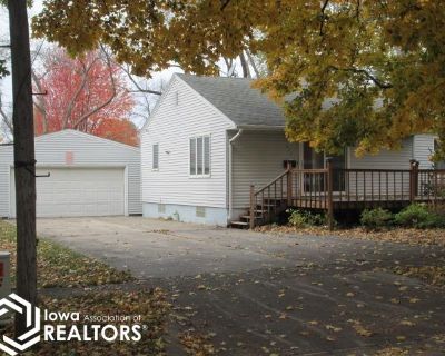2 Bedroom 1BA 1388 ft Single Family House For Sale in Belmond, IA
