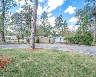 5 Bedroom 3BA 3359 ft Single Family House For Sale in Franklin, VA