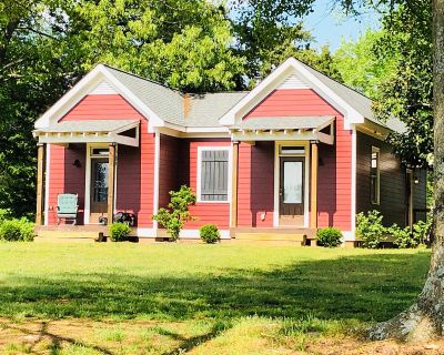 1200 ft Furnished Pet-Friendly Room For Rent in Watkinsville, GA