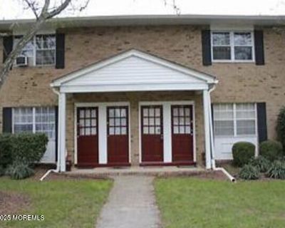 1 Bedroom 1BA Condo For Sale in East Windsor, NJ