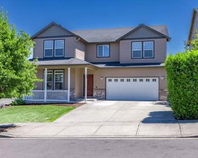 5 Bedroom 2.5BA 3004 ft Pet-Friendly Apartment For Rent in Ridgefield, WA