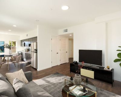 4690 Tompkins Avenue. To book a tour, please inquire on this listing and you will receive a link to schedule. If you found us on Craigslist, please schedule your tour here: http://schedule-a-tour.com/lc/22ca485032 **The advertised rent of $3,117 with 1 month FREE on a 12-month lease with base rent of $3,400** Welcome to The Paloma at Oakland Hills; a brand-new luxury Mediterranean style communi...