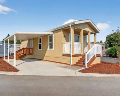 1 Bedroom 1BA 560 ft Mobile Home For Rent in Salem, OR