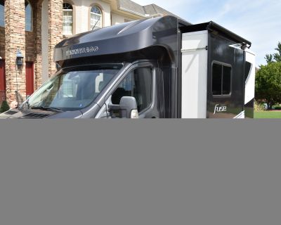 2018 Winnebago FUSE 23A
