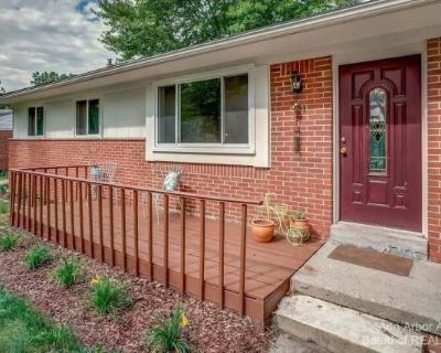 3 Bedroom 1.5BA 1588 ft Apartment For Rent in Ann Arbor, MI