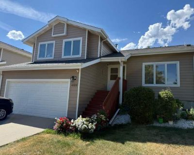 3 Bedroom 3BA 2116 ft Pet-Friendly Apartment For Rent in Rapid City, SD