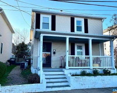 3 Bedroom 2BA 1680 ft Apartment For Rent in Charlottesville, VA