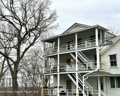 Ny G Unit,hudson, Flat For Rent