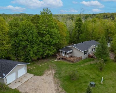3 Bedroom 2BA 1232 ft Single Family House For Sale in Grand Rapids, MN