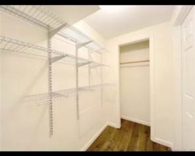 68 Janet Circle. Historic, diverse Bridgeport has a walkable downtown and easy commuting access to NYC. In unit laundry Hardwood floors Dishwasher Pet friendly Parking Recently renovated Unit Amenities dishwasher hardwood floors in unit laundry walk in closets recently renovated stainless steel Property Amenities cats allowed dogs allowed pet friendly parking. Pets allowed. 3 Bedroom. 2 Bathroo...