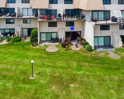 Bay Village Dr, Rochester, Condo For Sale