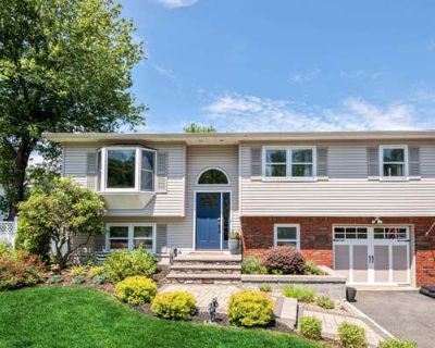 4 Bedroom 2BA 1932 ft Single Family Home For Sale in SLOATSBURG, NY