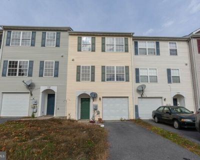 Pony Cir, Martinsburg, Home For Rent