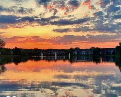 3 Bedroom 2BA 1640 ft Condominium For Sale in CARMEL, IN