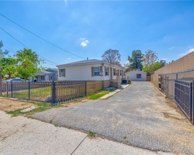 1 Bedroom 1BA 1600 ft Multi-Family For Sale in San Jacinto, CA