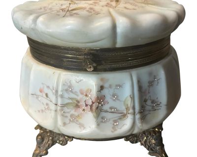 Antique Oversized Victorian Wavecrest Hand Painted Footed Dresser Box Jewel Casket 19th Century