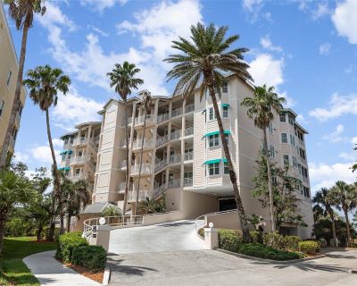 2 Bedroom 2BA 1932 ft Furnished Condo For Sale in OSPREY, FL