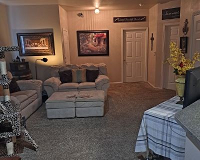 Sean (Has an Apartment) on iROOMit. Room in the 3 Bedroom 2BA Apartment...