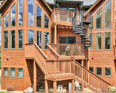 3 Bedroom 3 baths No pets 4.8 41 reviews What our guests are saying... AI-generated...