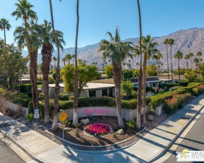 3 Bedroom 2BA 1608 ft Condo For Sale in Palm Springs, CA