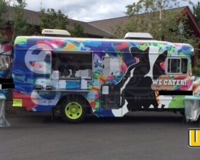 Used - 23' Chevrolet S6000 Ice Cream Truck with 2014 Kitchen Build-Out