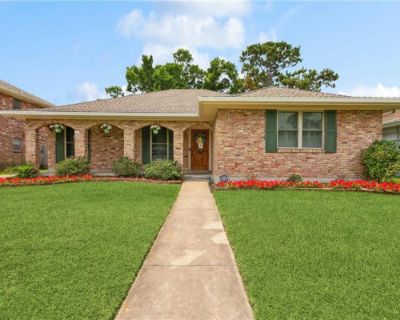 3 Bedroom 2BA 2300 ft Single Family Home For Sale in Metairie, LA