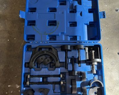 Rear Axle Bushing Tool