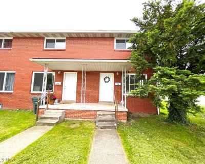 2 Bedroom 1BA Apartment For Rent in Wellsburg, WV