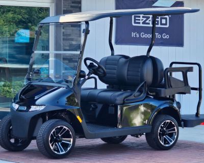 2024 E-Z-GO Freedom RXV 2+2 Gas Electric Golf Carts Avon, NY