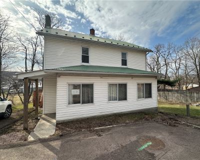 3 Bedroom 1BA 2066 ft Single Family House For Sale in Meyersdale Boro, PA