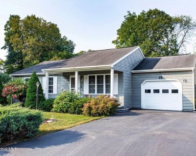 Edgewater Pl, Glens Falls, Home For Sale