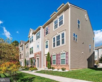 4 Bedroom 3.5BA House For Rent in Jessup, MD