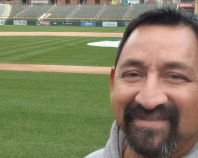 Male Seeking Room in Aurora, IL