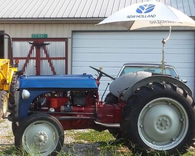 1953 Ford 8N tractor
