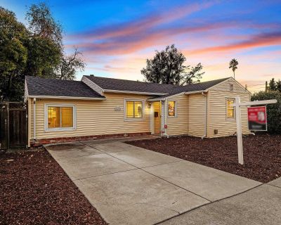 4 Bedroom 1BA 1426 ft House For Rent in Concord, CA