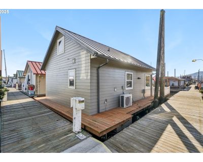 1 Bedroom 1BA 768 ft Single Family House For Sale in Scappoose, OR