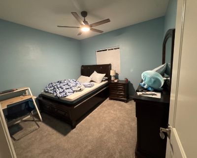 Furnished Room for Rent - Room for Rent in SW in New Home