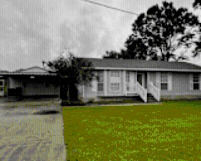 3 Bedroom 3BA House For Rent in Saint Martinville, LA 2504 Coteau Holmes Rd