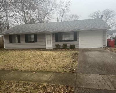 3 Bedroom 1BA 1250 ft Pet-Friendly House For Rent in Champaign, IL