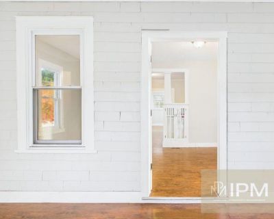 Beautiful 3 Bedroom, 1.5 Bath Home in Pottsville, PA!. image_url. W/D hookup Patio / balcony Dishwasher Pet friendly Parking Air conditioning Unit Amenities air conditioning dishwasher microwave patio / balcony range refrigerator w/d hookup Property Amenities concierge parking cats allowed dogs allowed. Pets allowed. 3 Bedroom. 1 Bathroom. 1408 ft