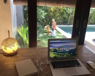 Part time stay at home travel consultant