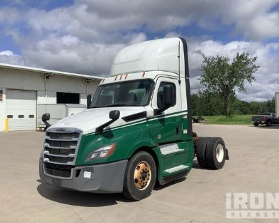 2019 Freightliner Cascadia 126 4x2 S/A Day Cab Truck Tractor
