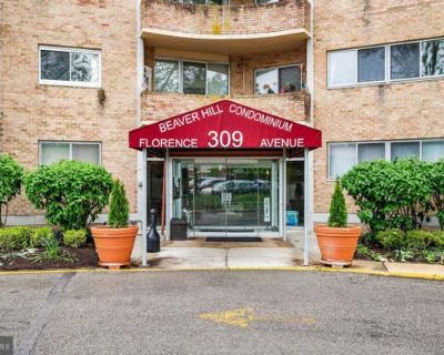 2 Bedroom 2BA 1092 ft Condominium For Sale in JENKINTOWN, PA