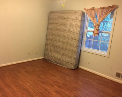 Room for rent $575 a month