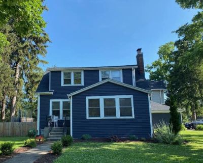 4 Bedroom 3BA 2299 ft Single Family Home For Sale in WHEATON, IL