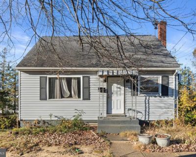 3 Bedroom 1BA 1728 ft Single Family House For Sale in Woodbridge, VA