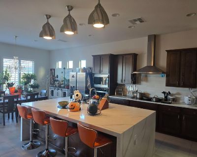 Furnished Room for Rent - Live Beautifully in Queen Creek