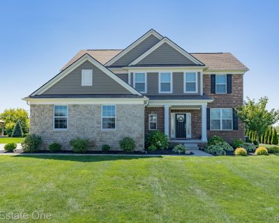 124 Oakland Crest Drive. Property for Rent in Rochester, MI for $4,400 with 4 bedrooms and 3 full baths, 1 half bath. This 4,370 square foot property was built in 2016 on a lot size of 0.54.. Entry Location. Discover an INCREDIBLE lease opportunity in the highly sought-after OAKLAND CREST subdivision! This home offers a BRIGHT, MODERN KITCHEN complete with WHITE CABINETRY, STAINLESS STEEL APPLI...