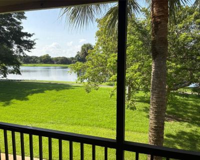 2 Bedroom 2BA 918 ft Pet-Friendly Apartment For Rent in Miami, FL